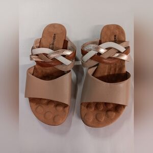 Walking Cradles Cruz Neutral Multi Color Size US 9.5W